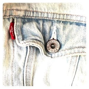 Levi’s denim jacket